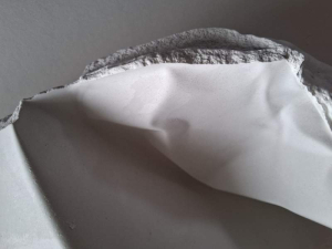 verk av konstnären Liva Isakson Lundin ska visas här